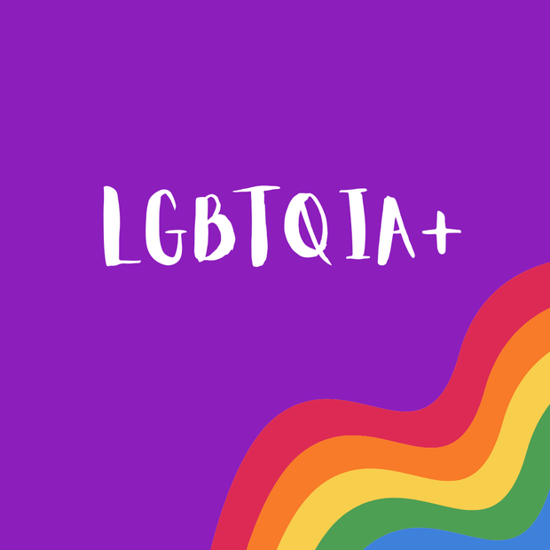 Regenbogenfarben mit der Aufschrift LGBTQIA+